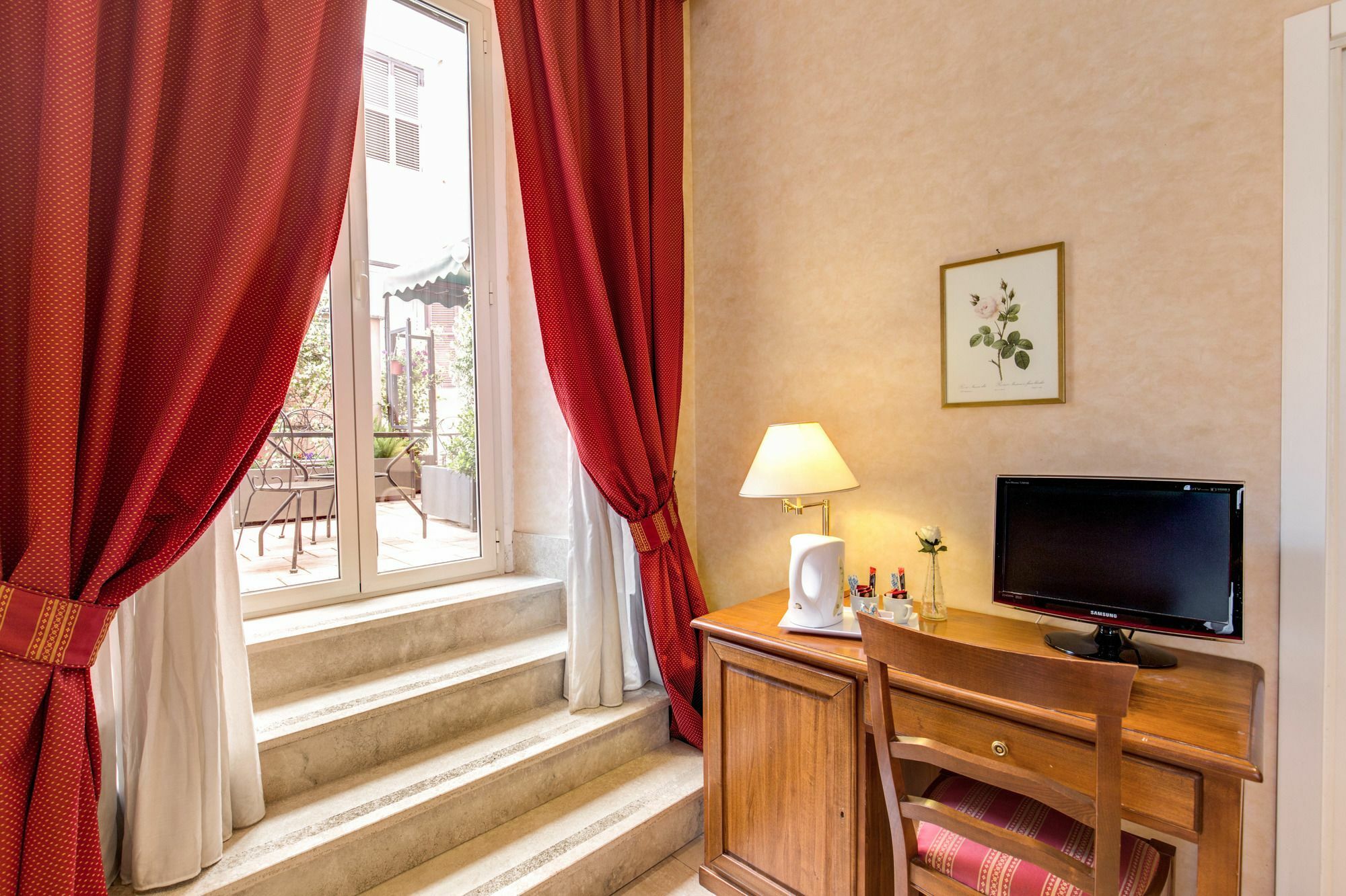 Wrh Suites Roma Exterior foto